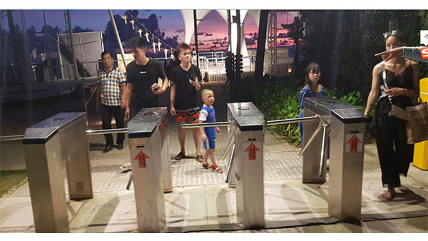 三輥閘 擺閘兩款產(chǎn)品怎么樣？